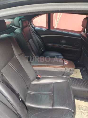 BMW 745-4