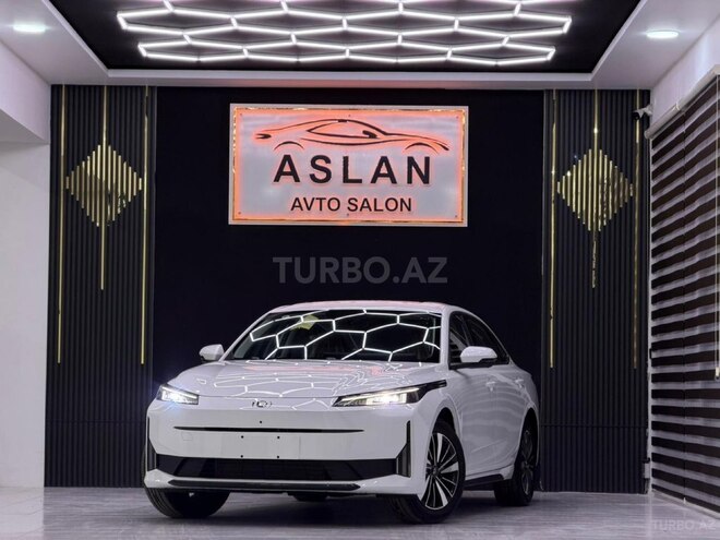 Changan Qiyuan A05-5