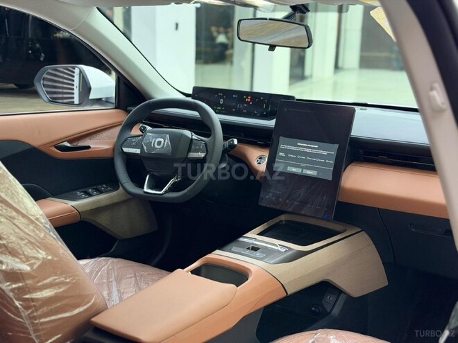 Changan Qiyuan A05-12