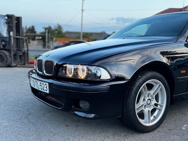 BMW 523-3