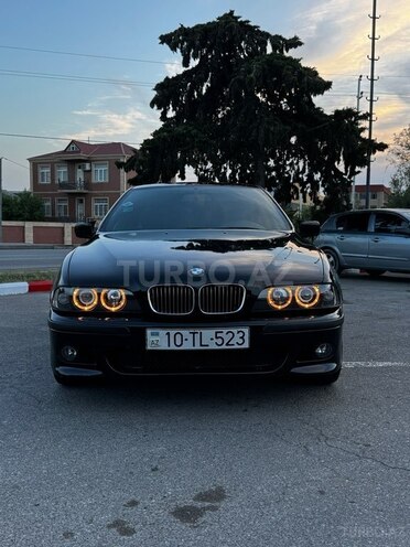 BMW 523-5