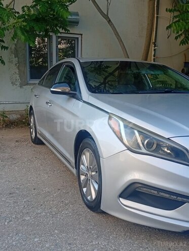 Hyundai Sonata-7