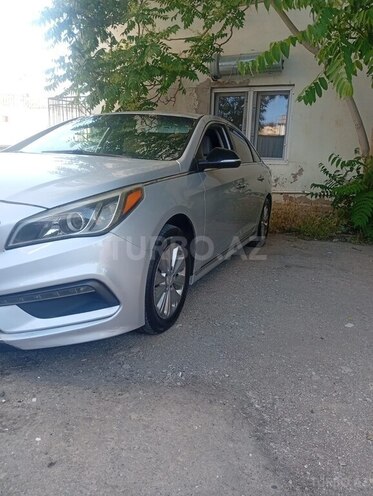 Hyundai Sonata-8