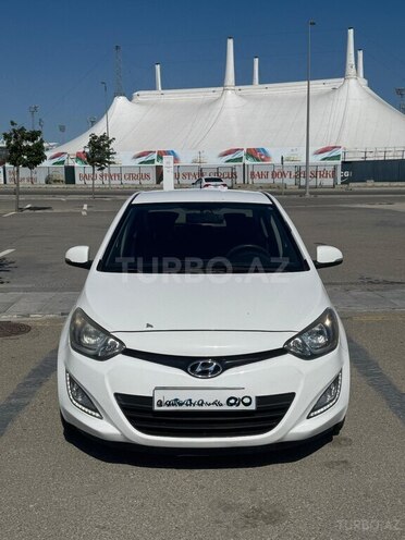 Hyundai i20-1