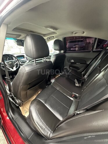 Chevrolet Cruze-15