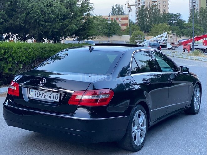 Mercedes E 220-6