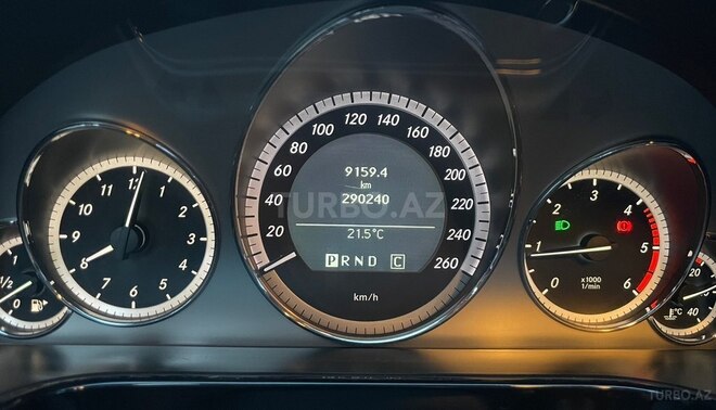 Mercedes E 220-14