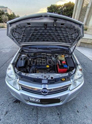 Opel Astra-10