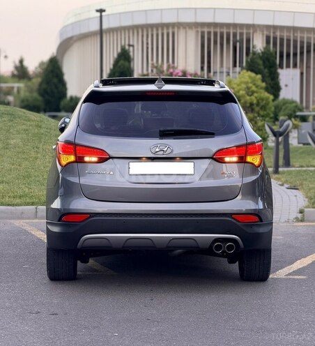 Hyundai Santa Fe-4