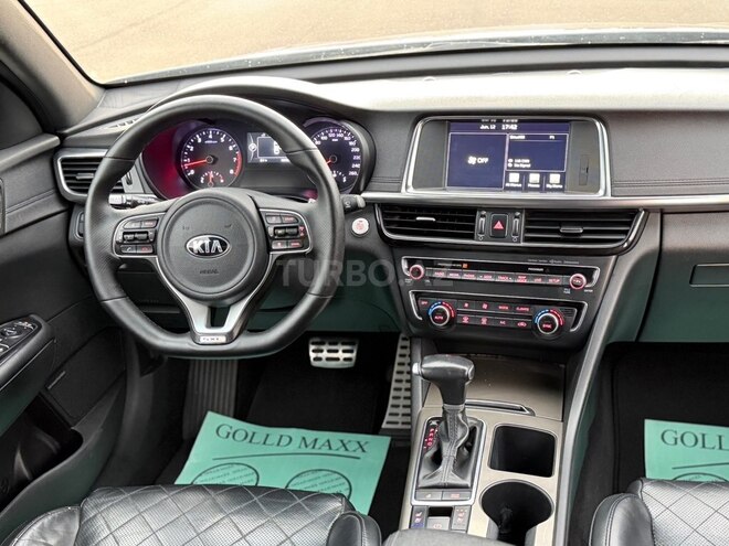 Kia Optima-11
