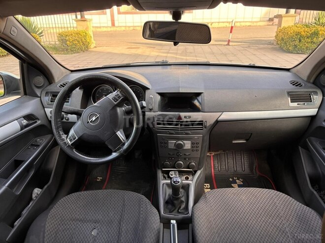 Opel Astra-10