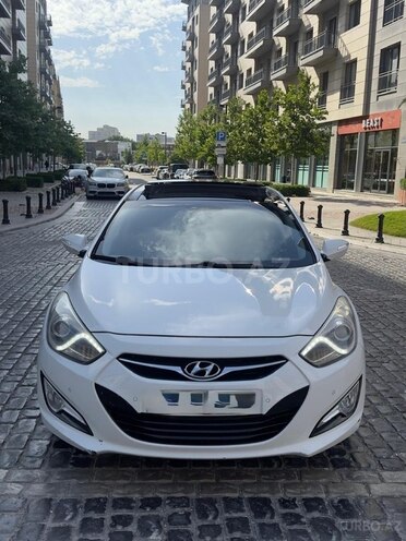 Hyundai i40-1