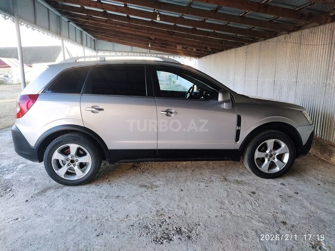 Opel Antara-10