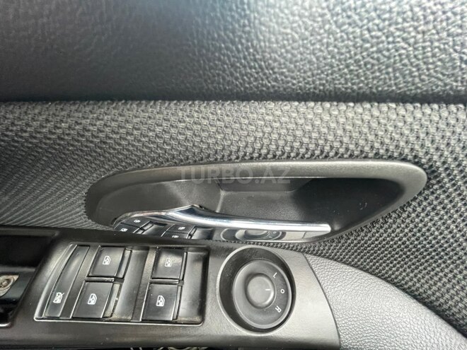 Chevrolet Cruze-10
