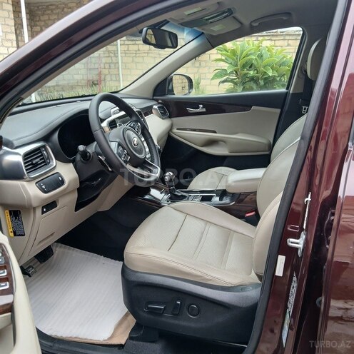 Kia Sorento-5