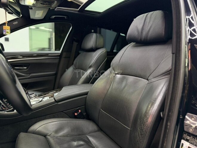 BMW M5-15