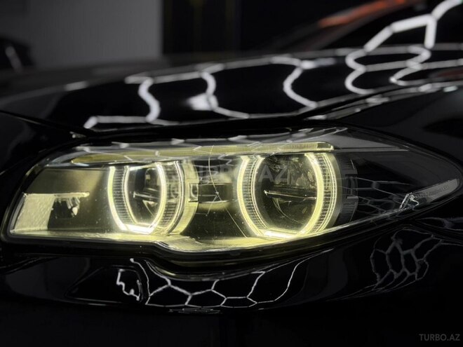 BMW M5-11