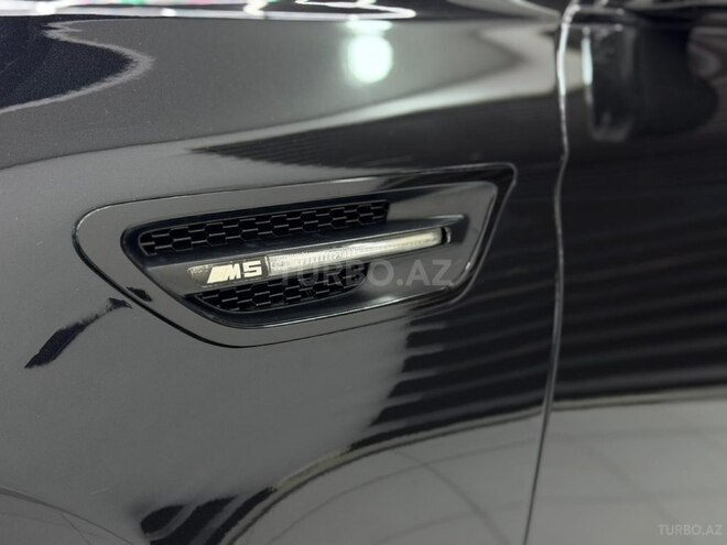 BMW M5-13