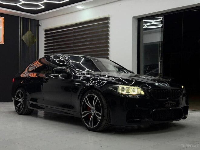 BMW M5-1