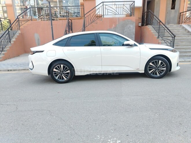 Changan Qiyuan A05-9