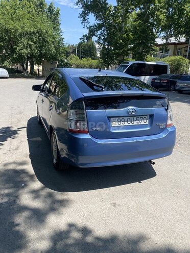 Toyota Prius-3