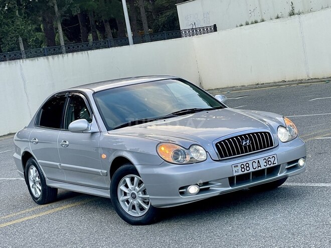 Hyundai Sonata-4