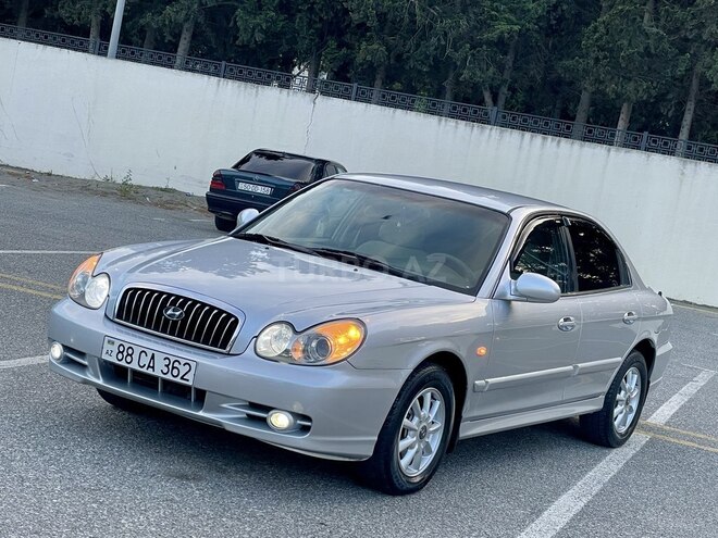 Hyundai Sonata-10