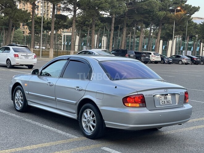 Hyundai Sonata-7