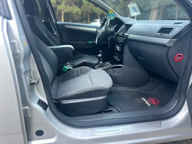 Opel Astra-15