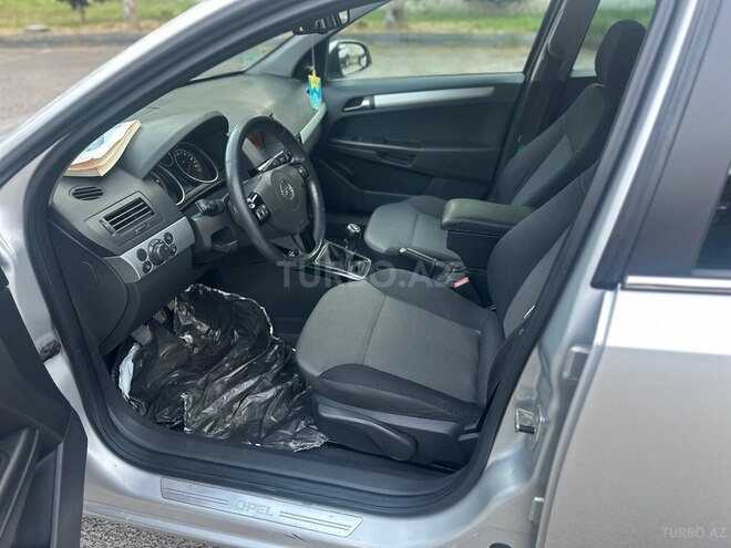 Opel Astra-14