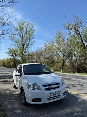 Chevrolet Aveo-7