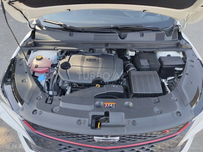 Geely Coolray-8