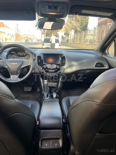 Chevrolet Cruze-6