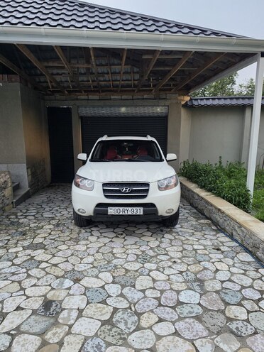 Hyundai Santa Fe-20