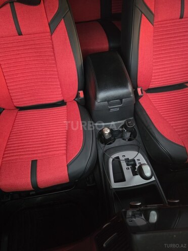 Hyundai Santa Fe-15