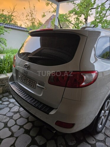 Hyundai Santa Fe-9
