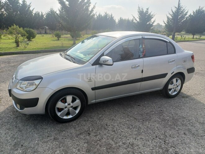 Kia Pride-4