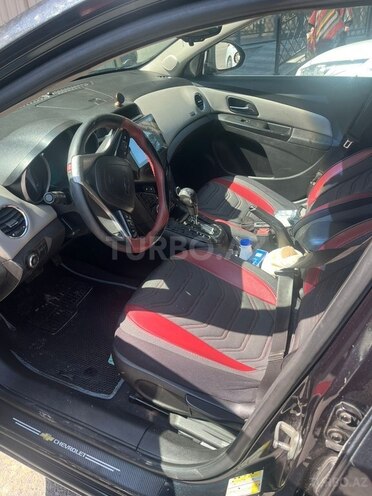Chevrolet Cruze-4