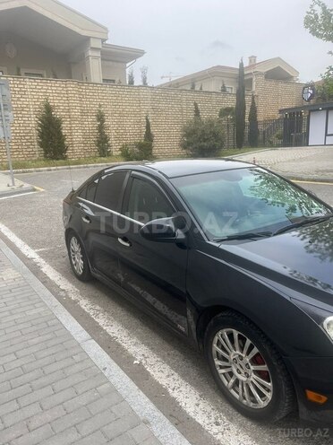 Chevrolet Cruze-3