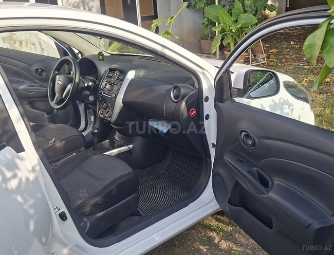 Nissan Sunny-10