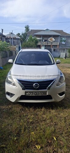 Nissan Sunny-1
