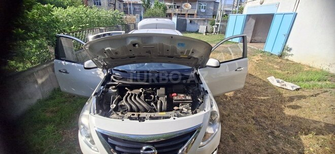 Nissan Sunny-13