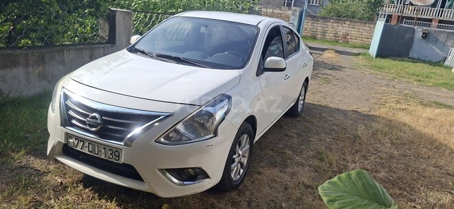 Nissan Sunny-3
