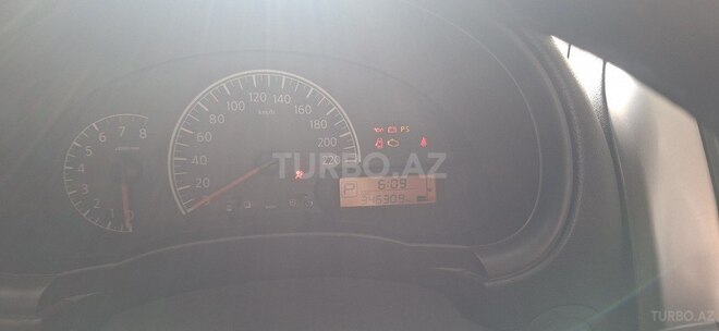 Nissan Sunny-18