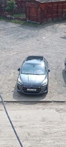 Citroen DS5-5
