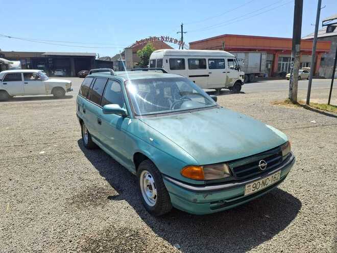 Opel Astra-1