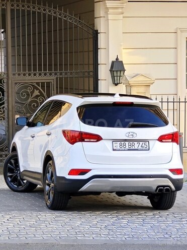 Hyundai Santa Fe-5