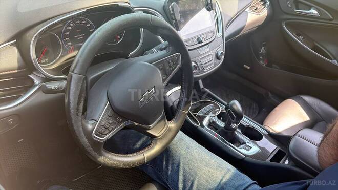 Chevrolet Malibu-6
