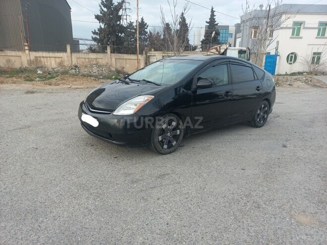 Toyota Prius-5
