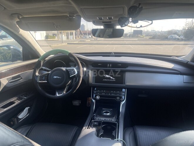 Jaguar XF-2